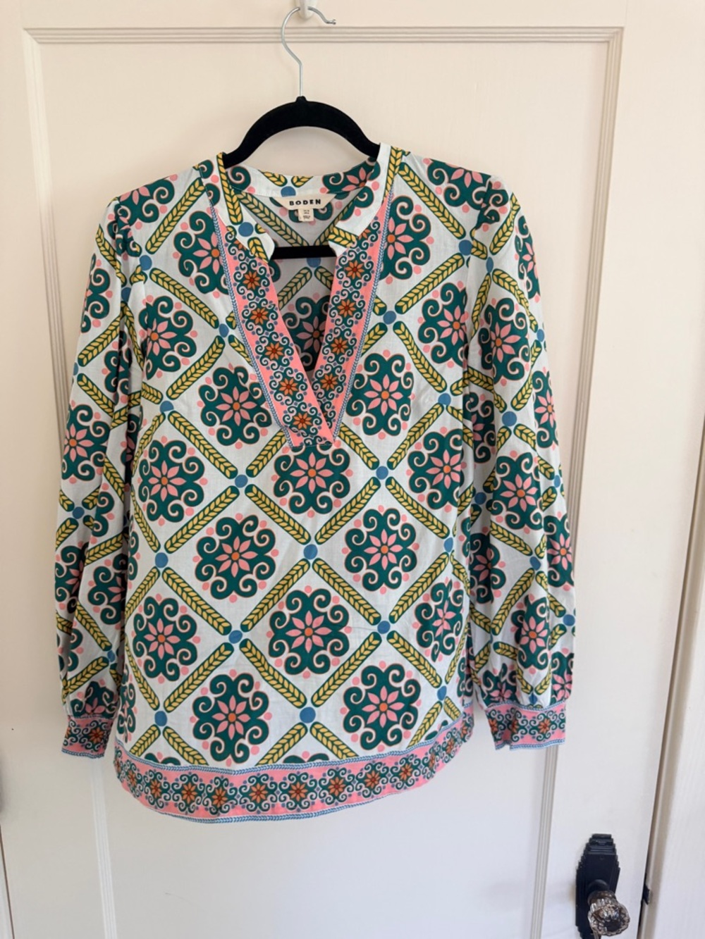 BODEN 100% Cotton Long Sleeve V Neck Printed Blouse - US 6